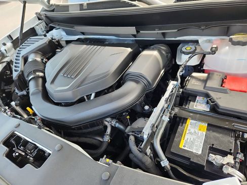 New 2025 Chevrolet Traverse LT w/ Driver Confidence Package image 14