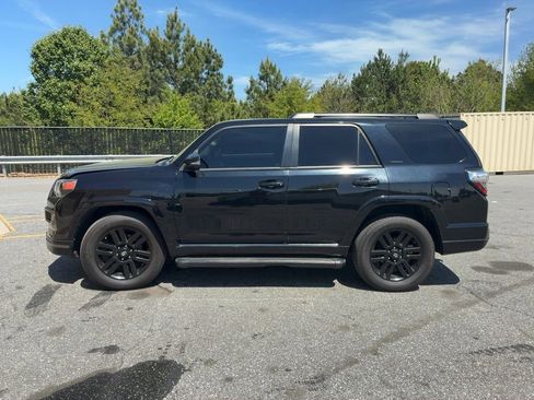 Used 2021 Toyota 4Runner Nightshade AWD/4WD image 9