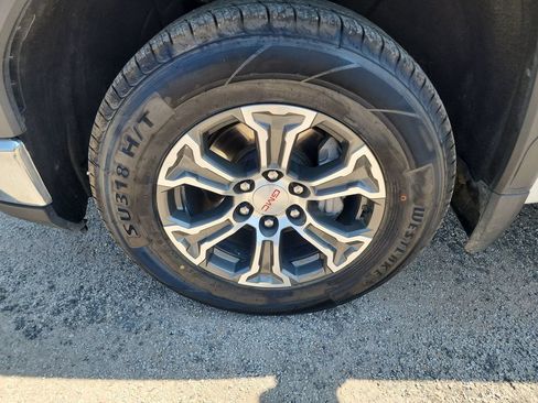 Used 2025 GMC Sierra 1500 SLT AWD/4WD image 11