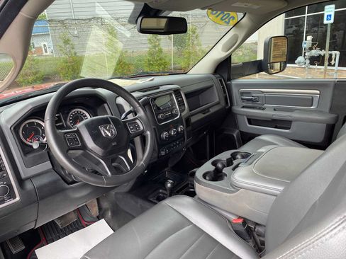 Used 2018 RAM 3500 Tradesman w/ Power & Remote Entry Group AWD/4WD image 7