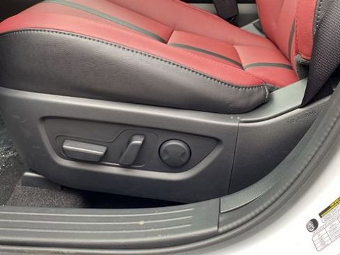 New 2026 MAZDA CX-50 AWD 2.5 Hybrid w/ Cargo Package image 19