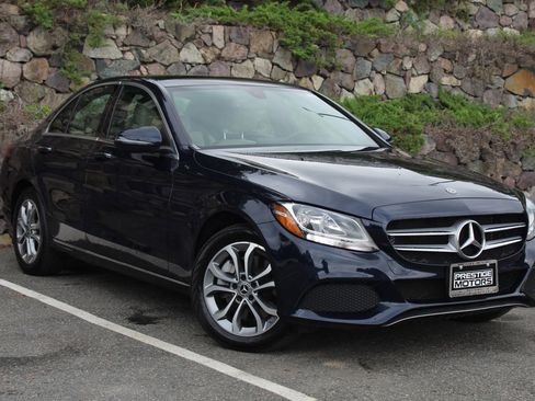 Used 2018 Mercedes-Benz C 300 C 300 4MATIC Sedan 4D image 4