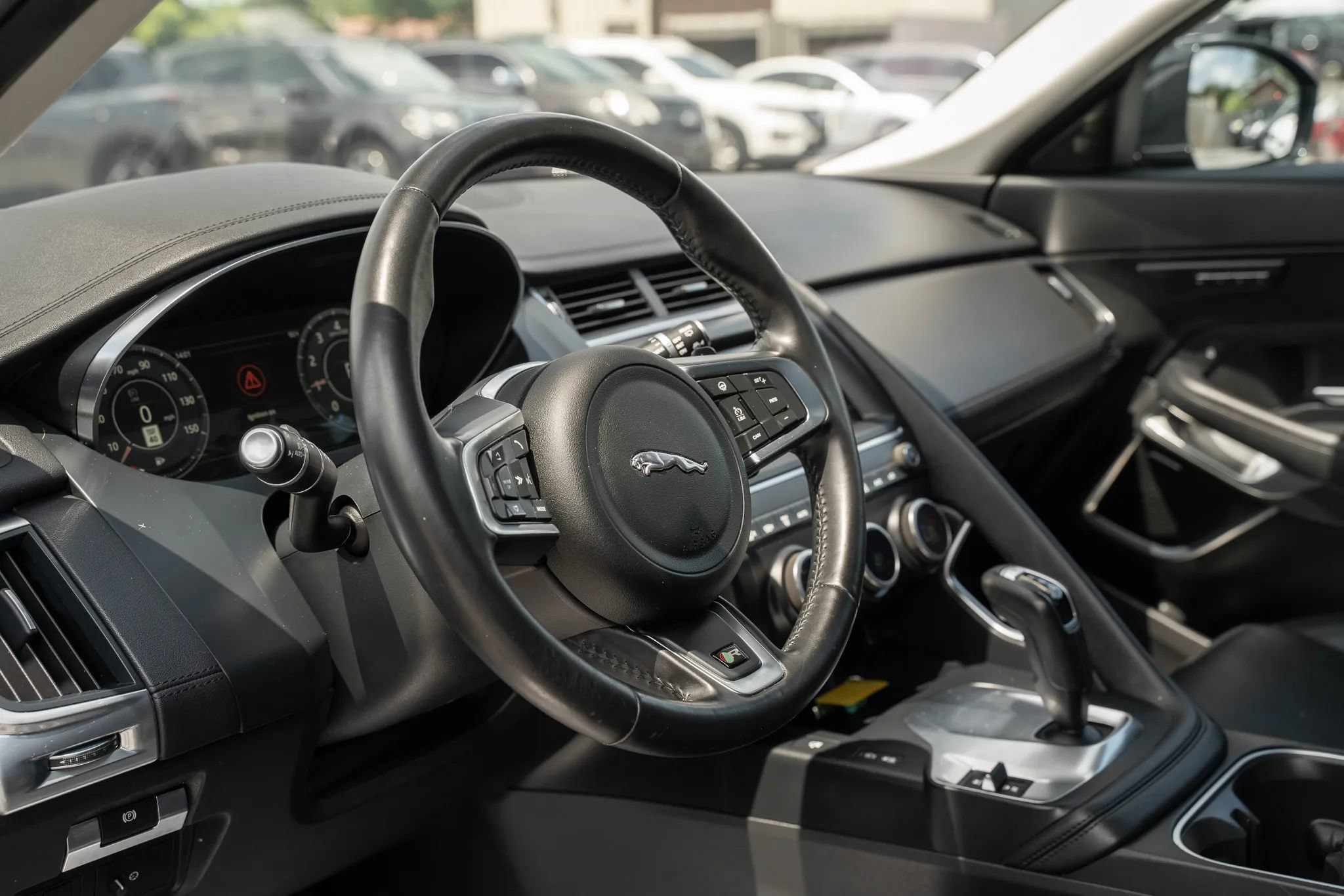 Used 2020 Jaguar E-PACE SE AWD/4WD image 15
