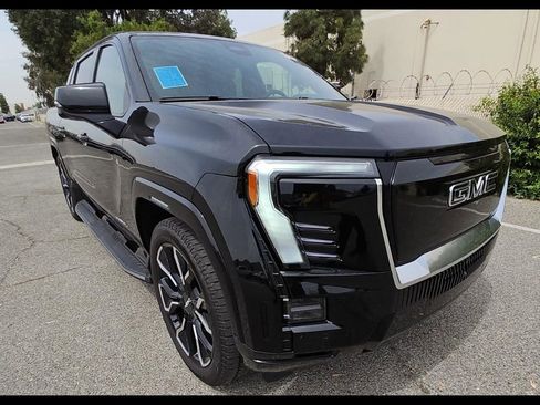 Used 2025 GMC Sierra EV Denali AWD/4WD image 2