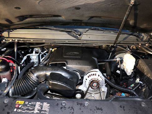 Used 2014 Cadillac Escalade ESV Premium image 30