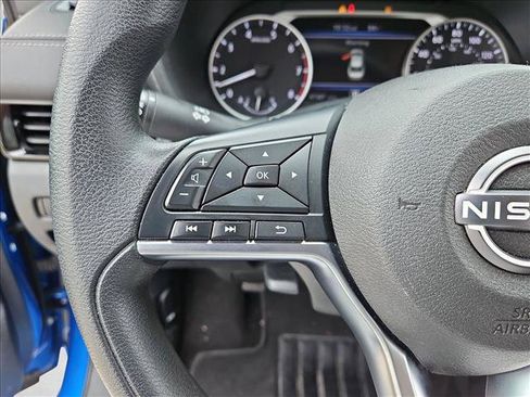 Used 2024 Nissan Sentra SV FWD image 21