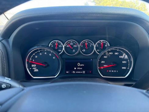 Certified 2022 Chevrolet Silverado 1500 RST w/ Convenience Package II image 2