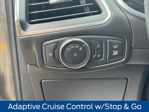 Used 2020 Ford Edge Titanium AWD/4WD image 20
