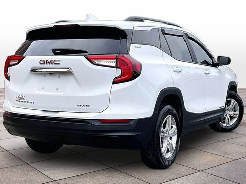 Used 2024 GMC Terrain SLE w/ Driver Convenience Package AWD/4WD image 12