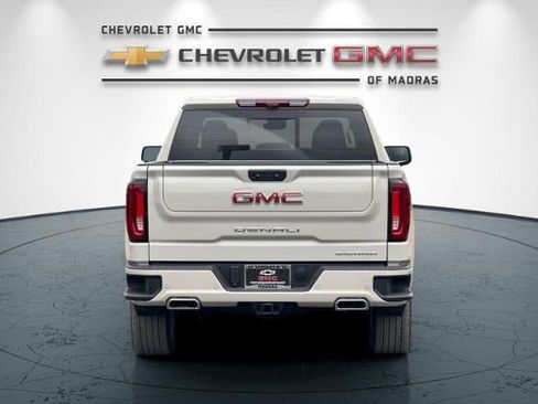 New 2026 GMC Sierra 1500 Denali w/ Denali Reserve Package AWD/4WD image 4