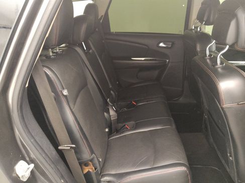 Used 2018 Dodge Journey GT w/ Driver Convenience Group FWD image 19