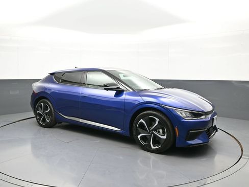 Used 2022 Kia EV6 GT-Line AWD/4WD image 4
