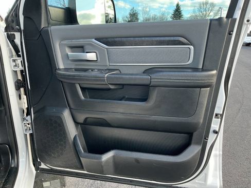 Used 2019 RAM 2500 Big Horn image 23