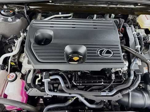 Certified 2025 Lexus ES 300h w/ Premium Package image 31