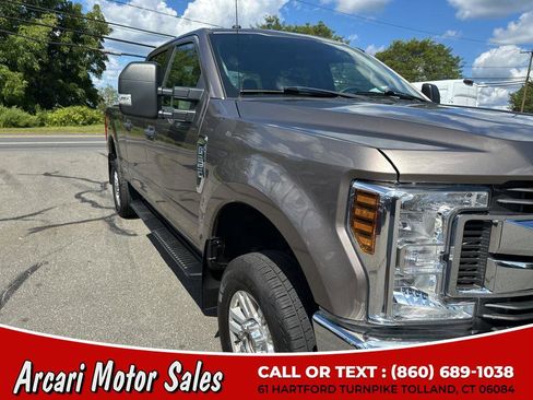 Used 2019 Ford F250 XLT w/ Snow Plow Prep Package image 10