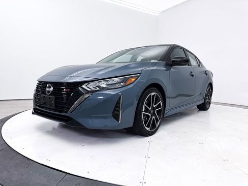 Used 2024 Nissan Sentra SR w/ Trunk Package image 11