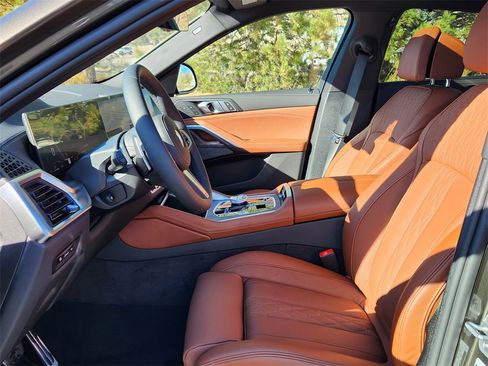 New 2026 BMW X6 xDrive40i image 10