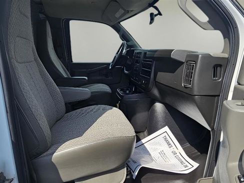 Used 2022 Chevrolet Express 2500 w/ Driver Convenience Package image 29