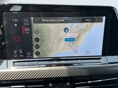 Used 2023 Volkswagen Golf 20th Anniversary Edition image 26