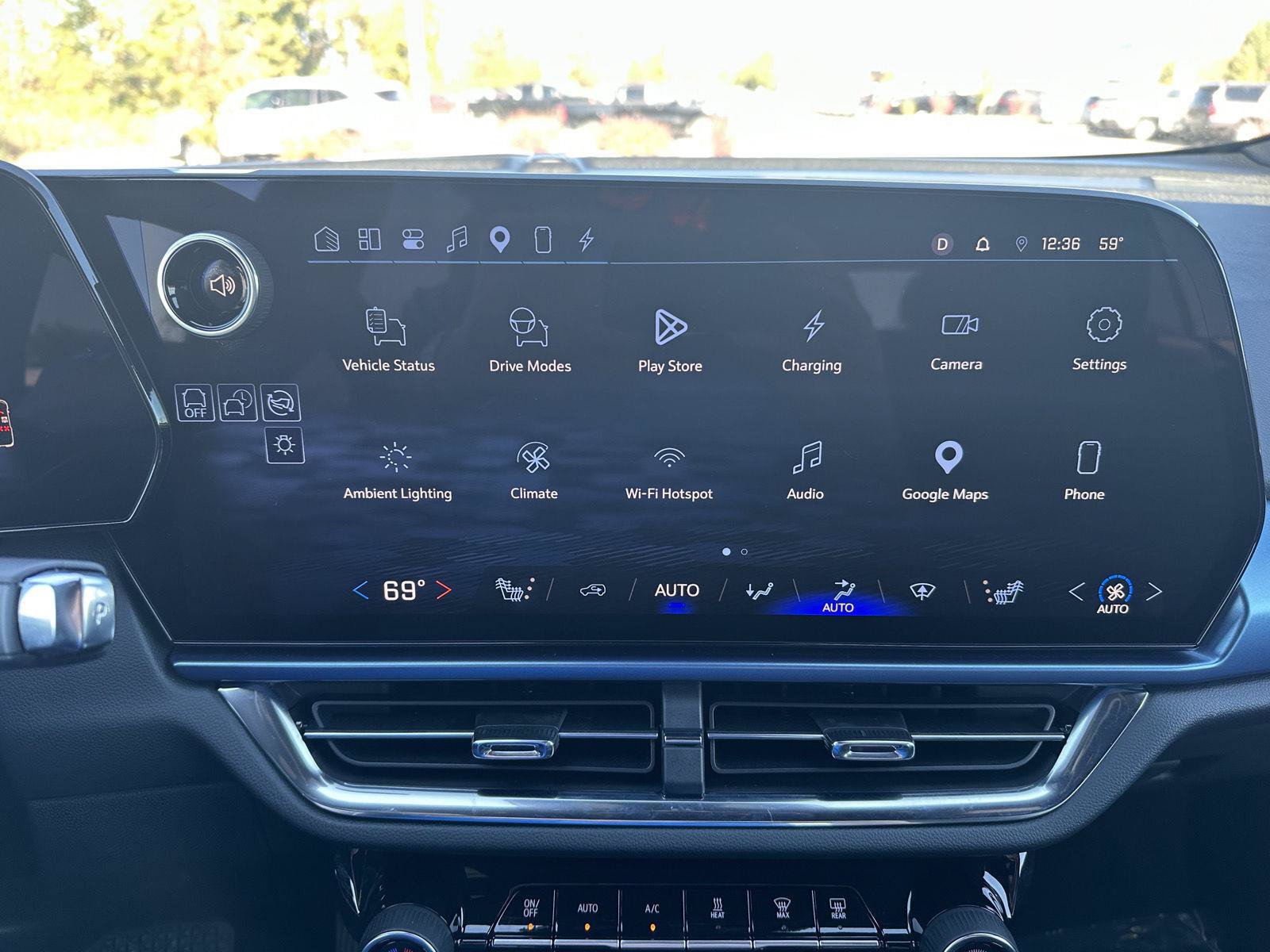 Used 2025 Chevrolet Equinox EV LT w/ Convenience Package FWD image 46