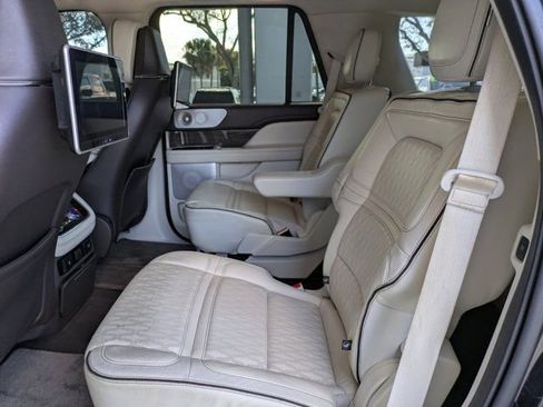 Used 2019 Lincoln Navigator Black Label image 20