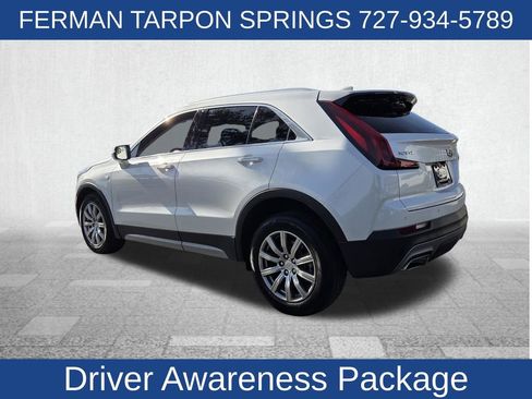 Used 2022 Cadillac XT4 Premium Luxury w/ Enhanced Visibility Package FWD image 8
