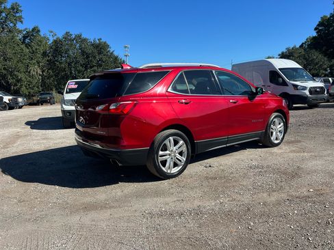 Used 2019 Chevrolet Equinox Premier image 3