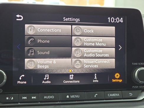 Certified 2025 Nissan Rogue SV image 21