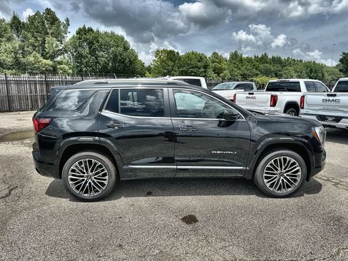 New 2026 GMC Terrain Denali AWD/4WD image 10