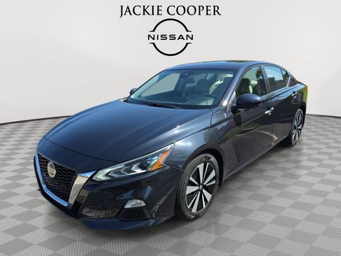 Used 2022 Nissan Altima 2.5 SV w/ SV Premium Package FWD image 1