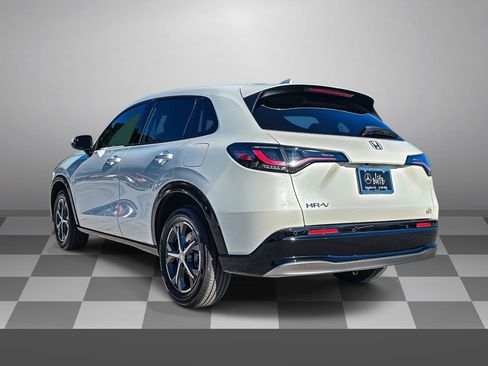 Used 2023 Honda HR-V EX-L image 4