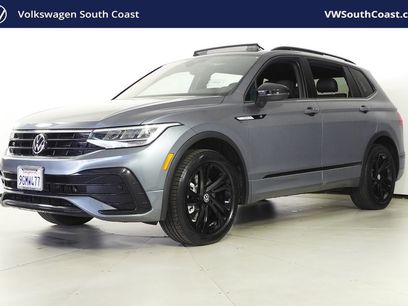 Certified 2023 Volkswagen Tiguan SE R-Line