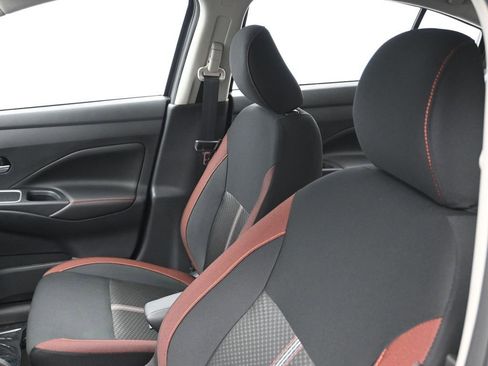 New 2025 Nissan Versa SR w/ Trunk Package FWD image 13