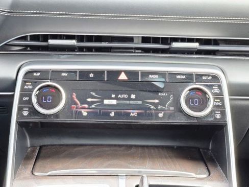 Used 2024 Genesis GV80 2.5T image 24