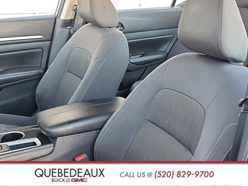 Used 2023 Nissan Altima 2.5 SV FWD image 11