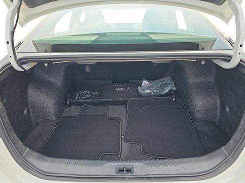 Used 2025 Nissan Altima 2.5 SL FWD image 30
