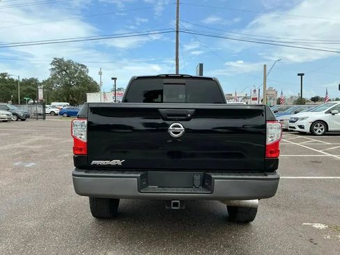 Used 2017 Nissan Titan PRO-4X AWD/4WD image 6