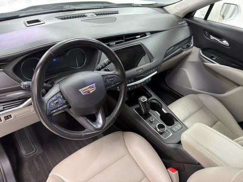 Used 2019 Cadillac XT4 Premium Luxury AWD/4WD image 27