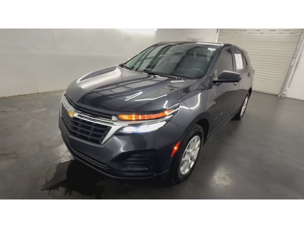Certified 2022 Chevrolet Equinox LS AWD/4WD image 4