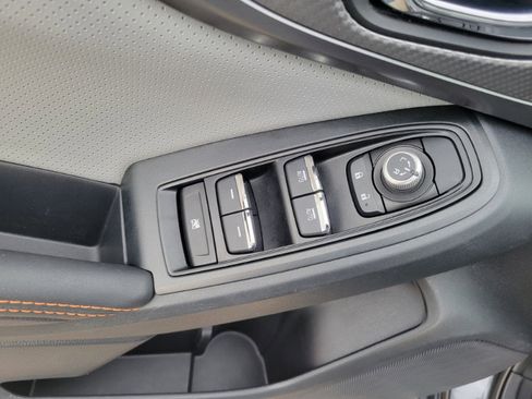 Used 2023 Subaru Crosstrek 2.5i Limited image 12