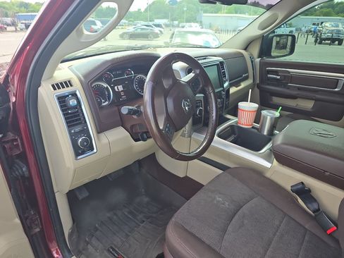 Used 2017 RAM 1500 Big Horn RWD image 2