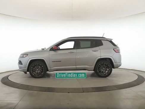 Used 2023 Jeep Compass Limited image 9