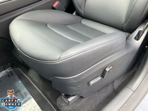 Used 2023 Tesla Model Y Long Range AWD/4WD image 17