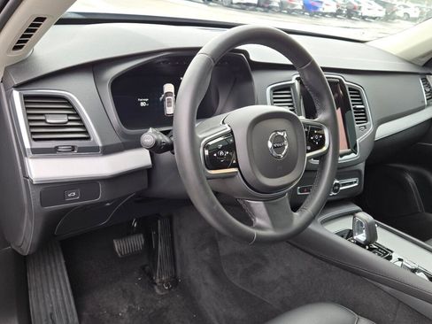 Used 2024 Volvo XC90 B5 Core w/ Protection Package Premier image 27