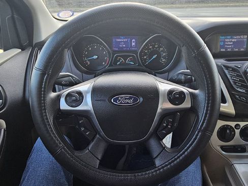 Used 2013 Ford Focus SE image 14