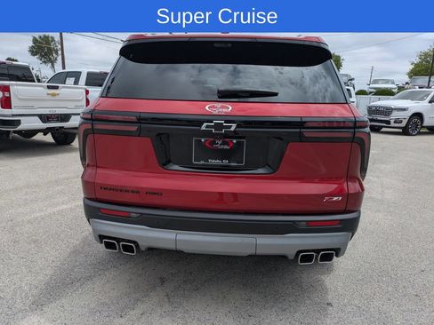 Used 2024 Chevrolet Traverse Z71 w/ Enhanced Driving Package AWD/4WD image 5
