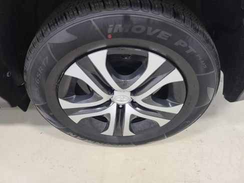 Used 2017 Toyota RAV4 LE w/ All Weather Liner Package AWD/4WD image 35
