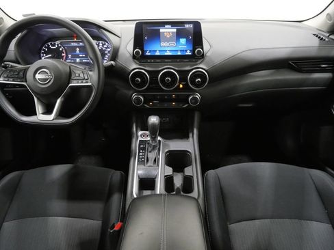 Used 2024 Nissan Sentra SV FWD image 7