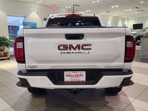 New 2026 GMC Canyon Denali image 4