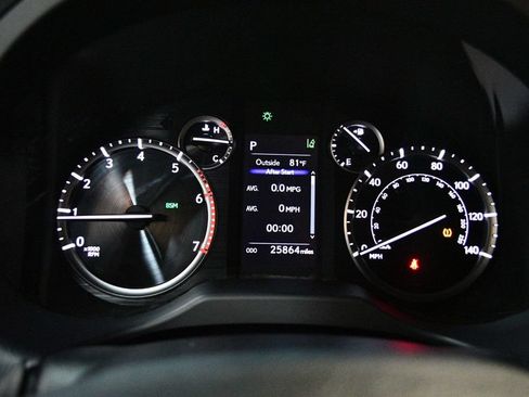 Used 2022 Lexus GX 460 Premium AWD/4WD image 39